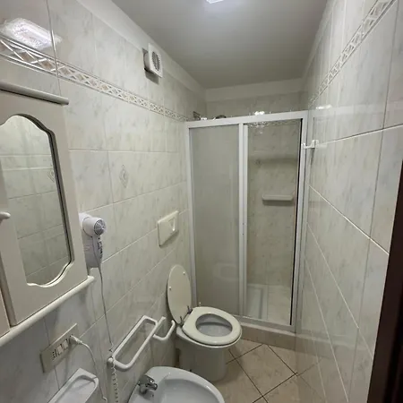 Belsit House Apartment *